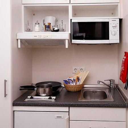 ברלין Hotel Luetzow מראה חיצוני תמונה