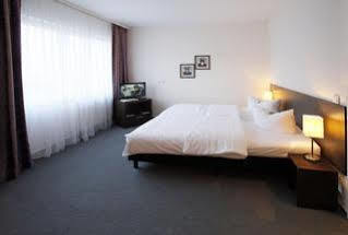 ברלין Hotel Luetzow מראה חיצוני תמונה