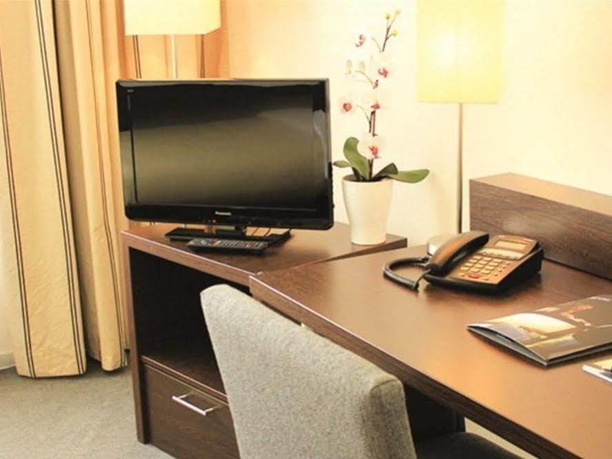ברלין Hotel Luetzow מראה חיצוני תמונה