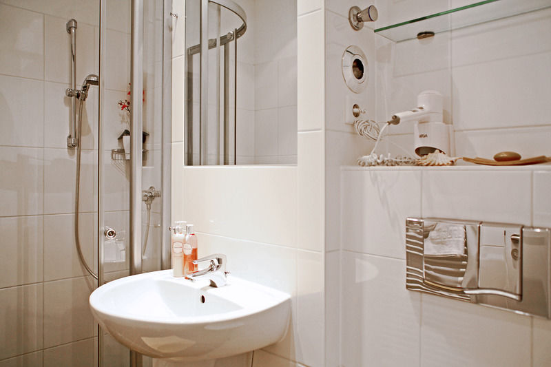 ברלין Hotel Luetzow מראה חיצוני תמונה